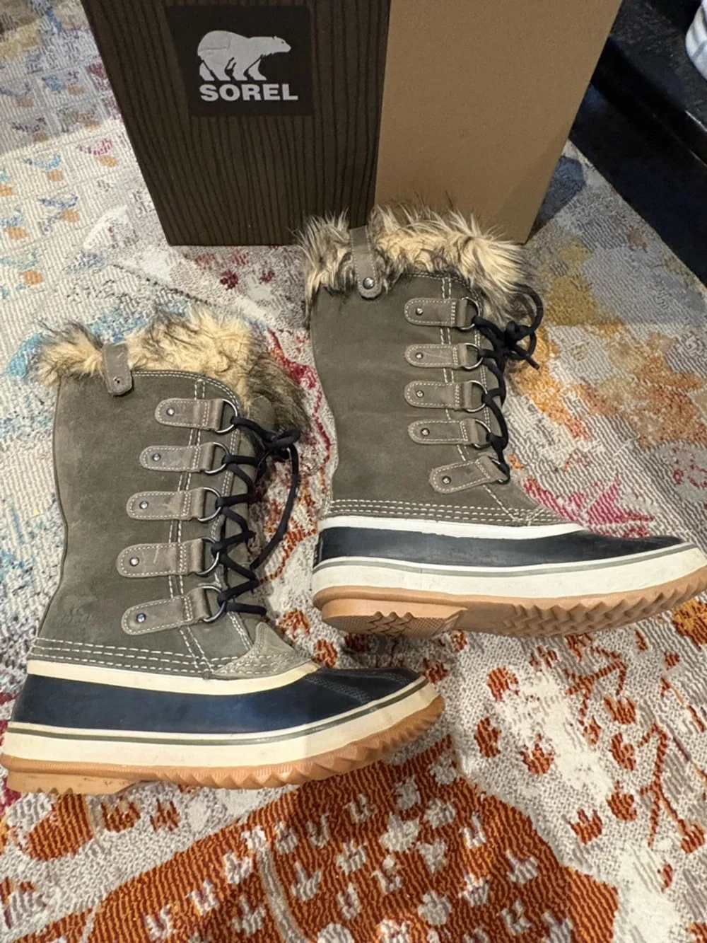 Sorel Joan of Artic Boots - Picture 2 of 7